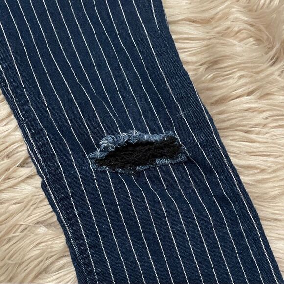 Zara pinstriped torn knee jeans size 4 - Picture 4 of 5